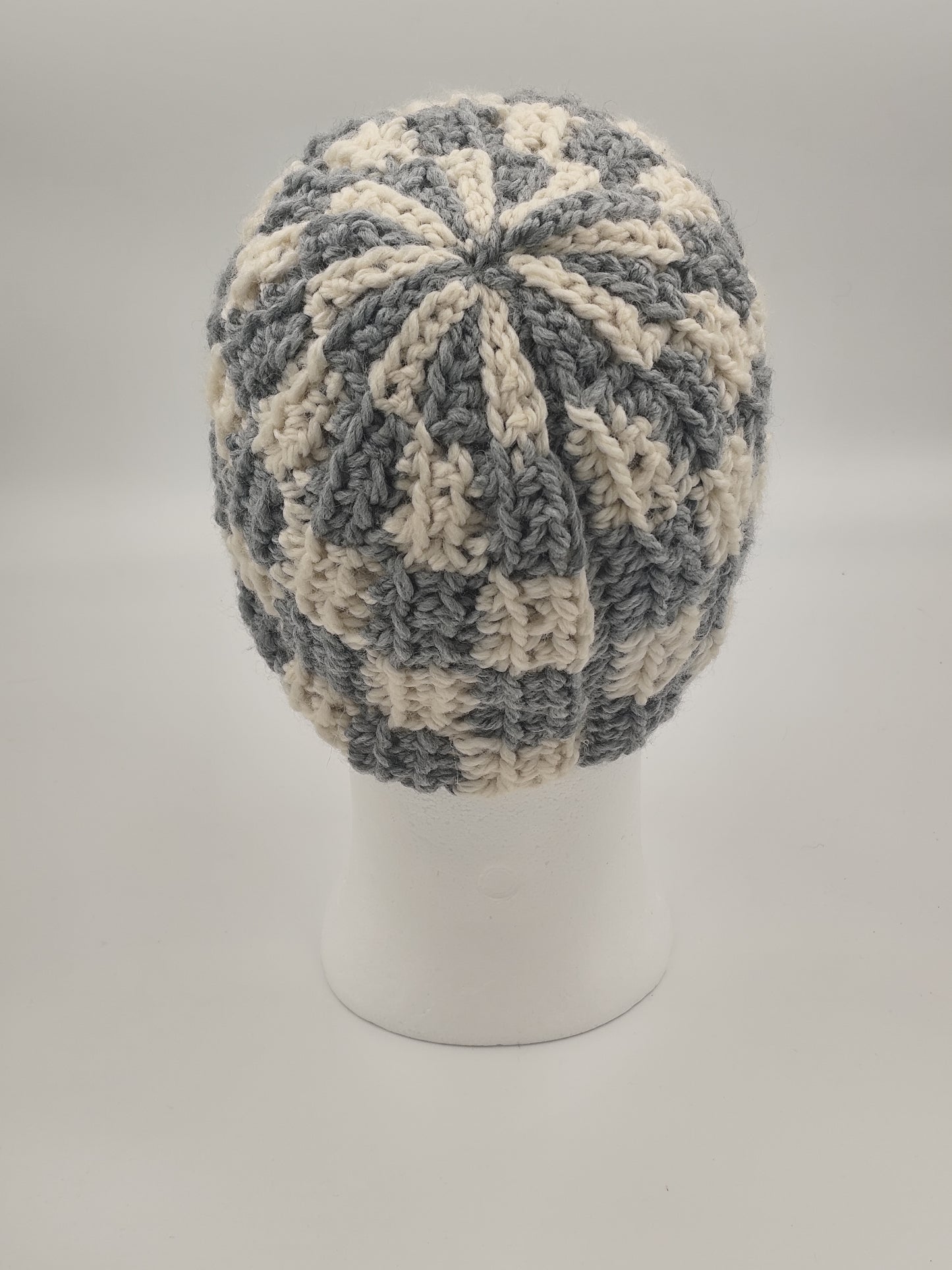 Bonnet crochet fait main Plymouth rock - Gris clair/beige