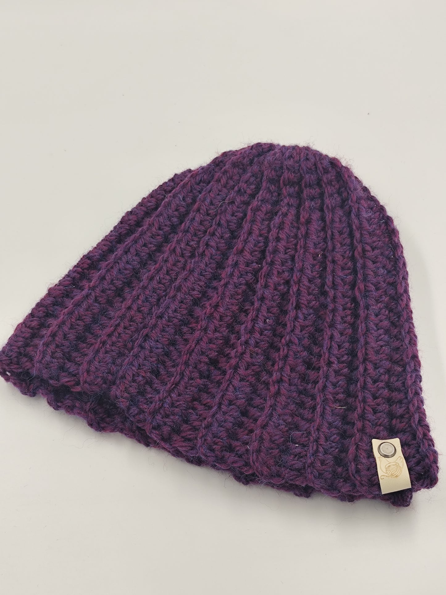 Bonnet crochet fait main Cocotte - Aubergine