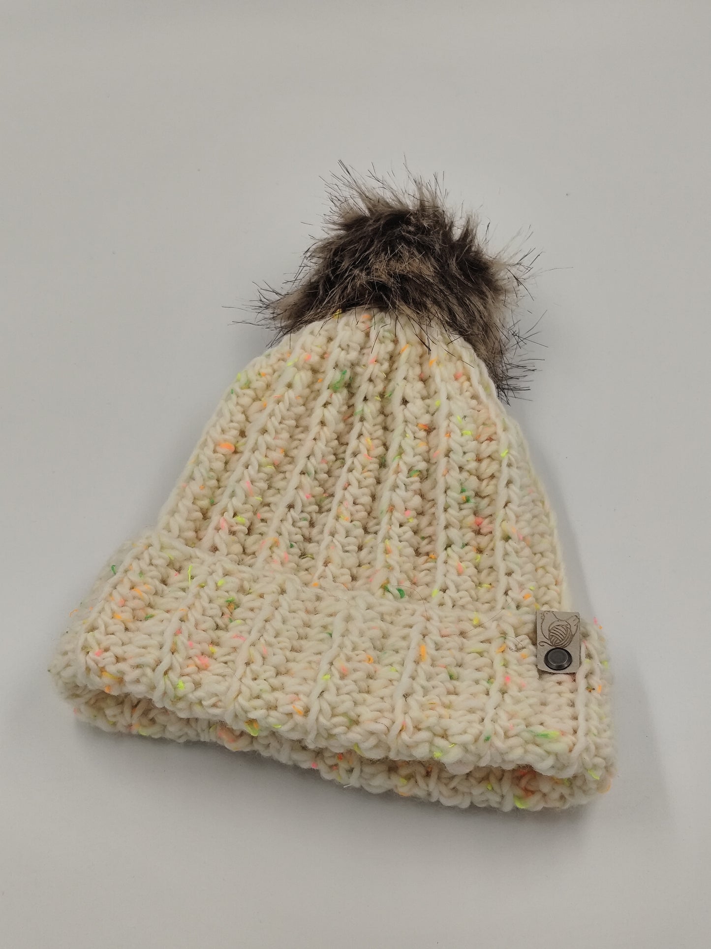 Bonnet crochet fait main Cocotte - Ivory neon