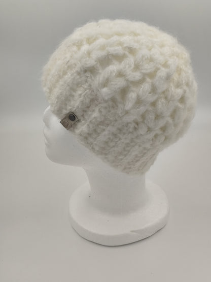 Bonnet crochet fait main Crevecoeur - Blanc