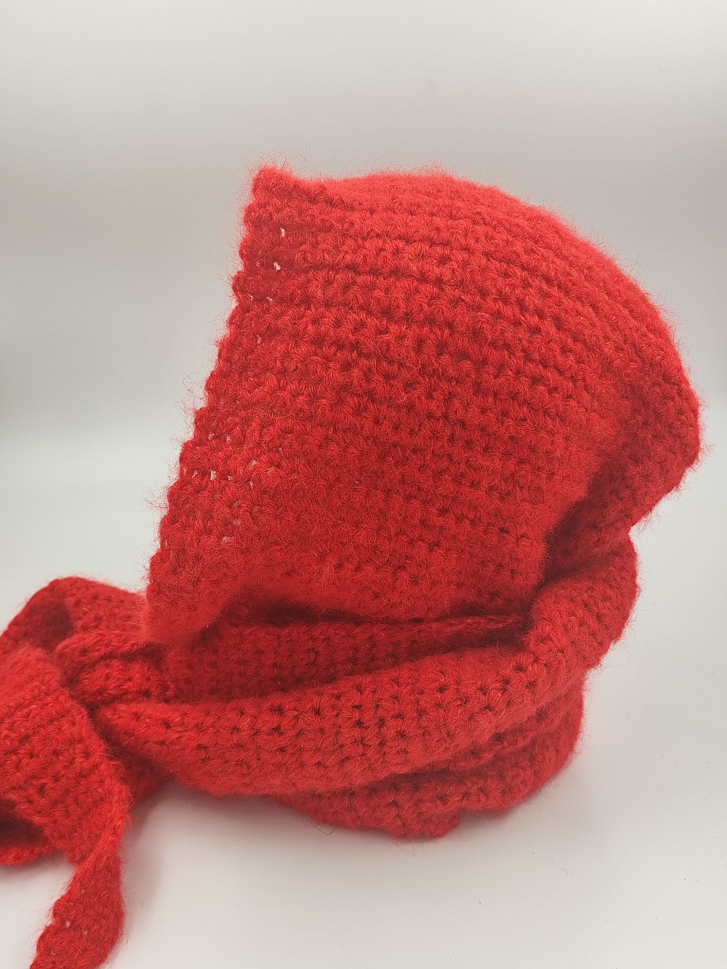 Capuche crochet faite main Sussex - Rouge