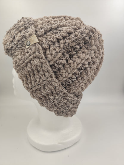 Bonnet crochet fait main Cocotte – Fauve