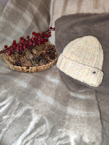 Bonnet crochet fait main Cocotte - Ivory neon