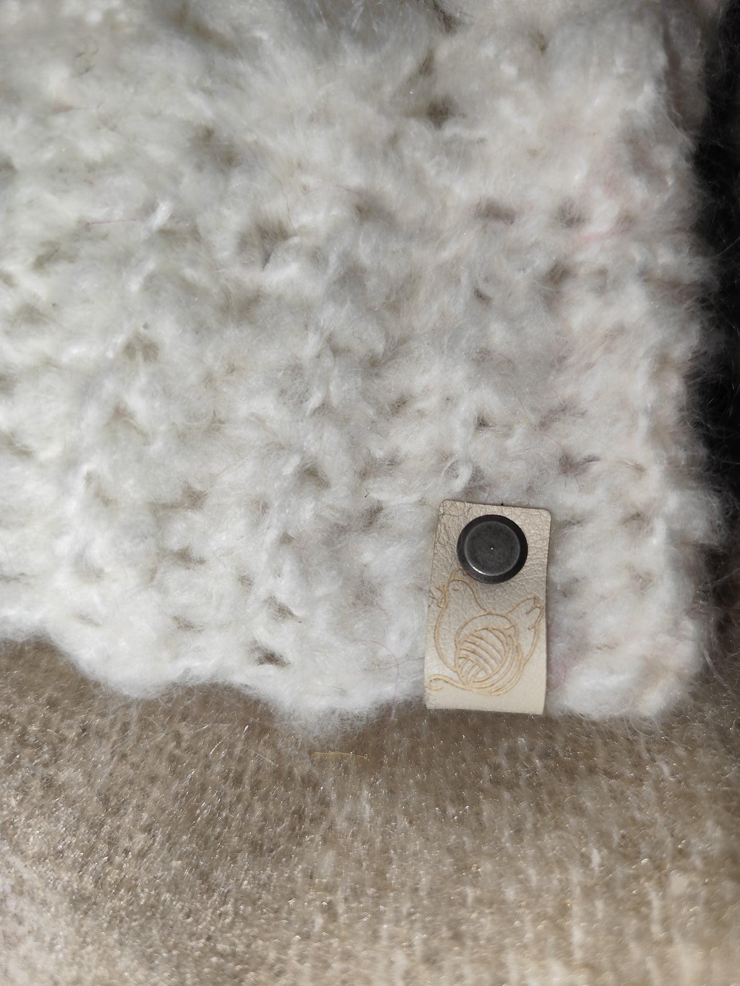 Bonnet crochet fait main Crevecoeur - Blanc