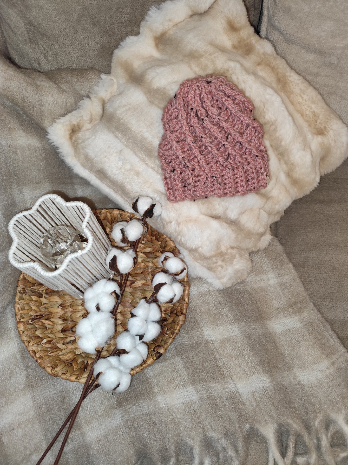 Bonnet crochet fait main Faverolle - Rose