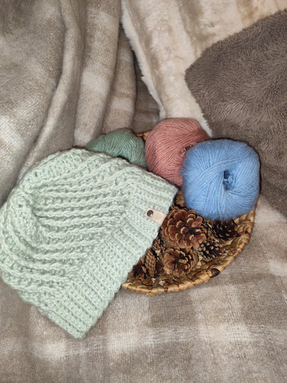 Bonnet crochet fait main Faverolle - Vert d'eau